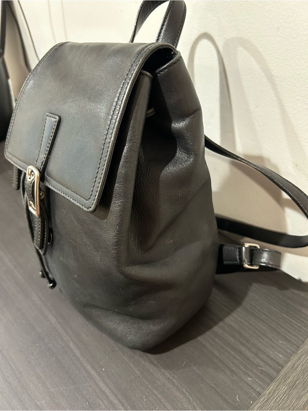 Vintage Coach Legacy Black
Leather Backpack EUC - Picture 3 of 8